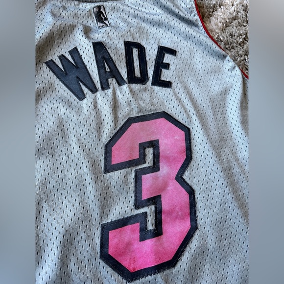 Adidas Miami Heat Dwayne Wade jersey - Picture 7 of 7